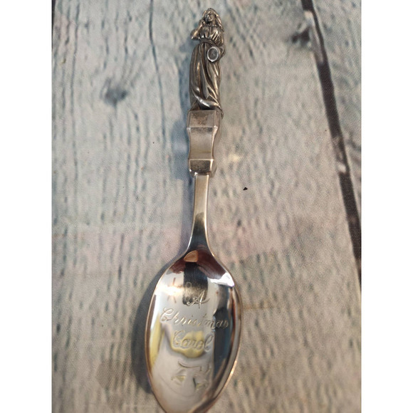 Reed and Barton 1992 Christmas Carol Spoon in Box with paperwork - Picture 2 of 6